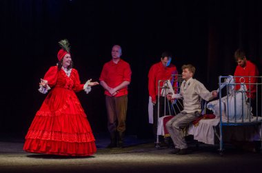 Dnipro, Ukrayna - 7 Temmuz 2018: Dnipro devlet Drama ve komedi tiyatro üyeleri tarafından gerçekleştirilen Amca'nın rüyası