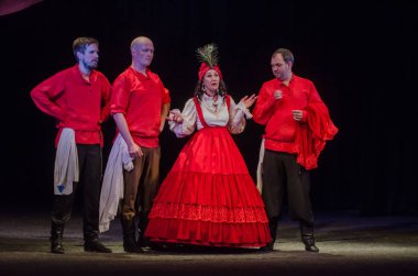 Dnipro, Ukrayna - 7 Temmuz 2018: Dnipro devlet Drama ve komedi tiyatro üyeleri tarafından gerçekleştirilen Amca'nın rüyası