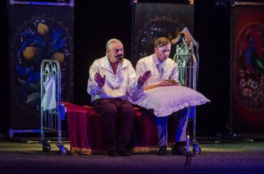 Dnipro, Ukrayna - 7 Temmuz 2018: Dnipro devlet Drama ve komedi tiyatro üyeleri tarafından gerçekleştirilen Amca'nın rüyası