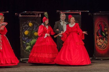 Dnipro, Ukrayna - 7 Temmuz 2018: Dnipro devlet Drama ve komedi tiyatro üyeleri tarafından gerçekleştirilen Amca'nın rüyası