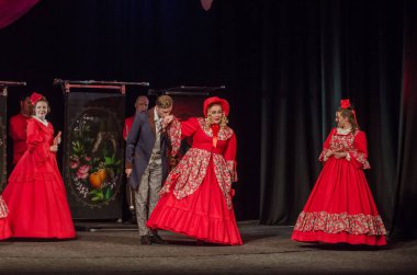 Dnipro, Ukrayna - 7 Temmuz 2018: Dnipro devlet Drama ve komedi tiyatro üyeleri tarafından gerçekleştirilen Amca'nın rüyası