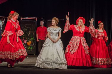 Dnipro, Ukrayna - 7 Temmuz 2018: Dnipro devlet Drama ve komedi tiyatro üyeleri tarafından gerçekleştirilen Amca'nın rüyası