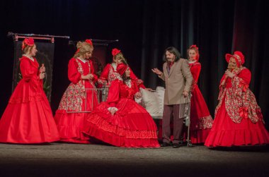 Dnipro, Ukrayna - 7 Temmuz 2018: Dnipro devlet Drama ve komedi tiyatro üyeleri tarafından gerçekleştirilen Amca'nın rüyası