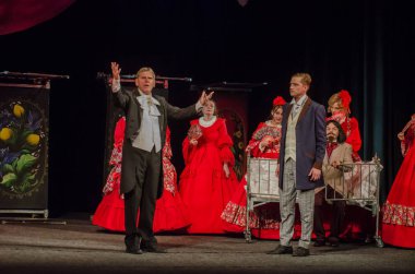 Dnipro, Ukrayna - 7 Temmuz 2018: Dnipro devlet Drama ve komedi tiyatro üyeleri tarafından gerçekleştirilen Amca'nın rüyası