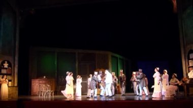 Dnipro, Ukrayna - 30 Haziran 2018, 2018: Opera Onegin Dnipro Opera ve Bale Tiyatrosu üyeleri tarafından gerçekleştirilen hayat.