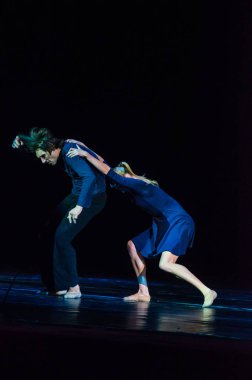 Dnipro, Ukrayna - 7 Eylül 2018: Lviv Ulusal Akademik Opera ve Bale Tiyatrosu sonra S. Krushelnytska adlı üyeleri tarafından gerçekleştirilen Modern bale.