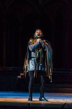 Dnipro, Ukrayna - 7 Ekim 2018: Dnipro Devlet Opera ve Bale Tiyatrosu üyeleri tarafından gerçekleştirilen Rigoletto opera.