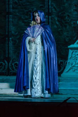 Dnipro, Ukrayna - 12 Ekim 2018: Dnipro Opera ve Bale Tiyatrosu üyeleri tarafından gerçekleştirilen Figaro'nun düğünü opera.