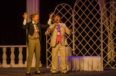 Dnipro, Ukrayna - 13 Ekim 2018: Komedi komedi tiyatro ve Dnipro devlet Drama üyeleri tarafından gerçekleştirilen maskeli balo.