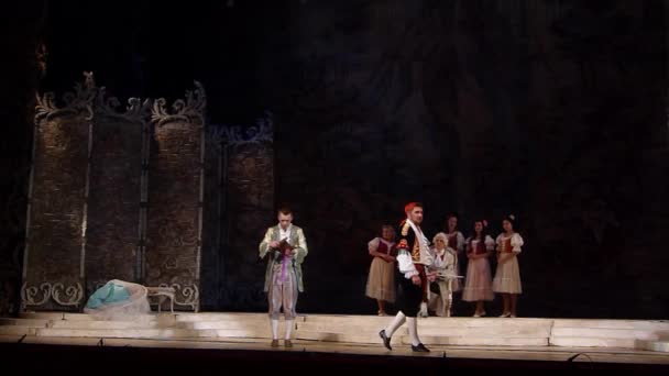 第聂伯罗彼得罗夫斯克 乌克兰 2018年10月12日 第聂伯罗彼得罗夫斯克歌剧和芭蕾舞剧院成员执行费加罗歌剧的婚姻 — 图库视频影像