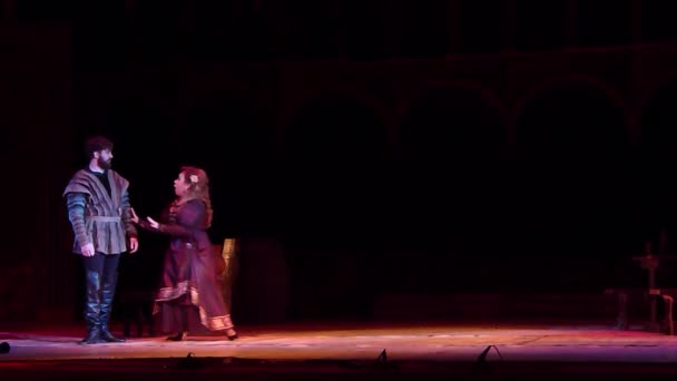 第聂伯罗彼得罗夫斯克 乌克兰 2018年10月7日 由第聂伯罗彼得罗夫斯克国家歌剧院和芭蕾舞剧院成员表演的弄臣歌剧 — 图库视频影像