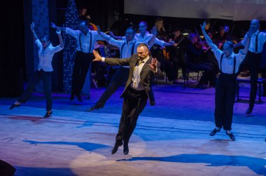 Dnipro, Ukrayna - 20 Ekim 2018: Müzikal Kvitka sanat projesi Kvitka Tsisik, Filarmoni Orkestrası üyeleri tarafından gerçekleştirilen..