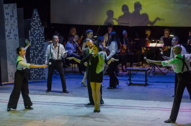 Dnipro, Ukrayna - 20 Ekim 2018: Müzikal Kvitka sanat projesi Kvitka Tsisik, Filarmoni Orkestrası üyeleri tarafından gerçekleştirilen..