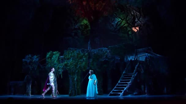 Dněpr, Ukrajina - 21. října 2018: Klasická Opera Norma od Giacomo Puccini prováděné Dněpr státní opery a baletu.