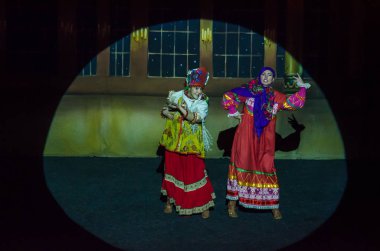 Dnipro, Ukrayna - 4 Kasım 2018: Mucize-Yudo Dnipro devlet Drama ve komedi tiyatro üyeleri tarafından gerçekleştirilen sualtı Krallık.