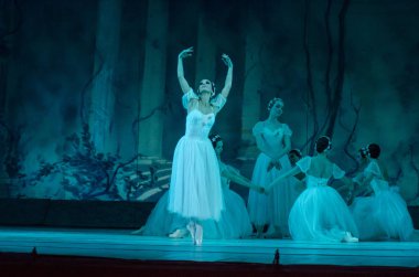 Dnipro, Ukrayna - 17 Kasım 2018: Klasik bale Sylphs Frederic Chopin müzik Dnipro Opera ve Bale Tiyatrosu üyeleri tarafından gerçekleştirilen.