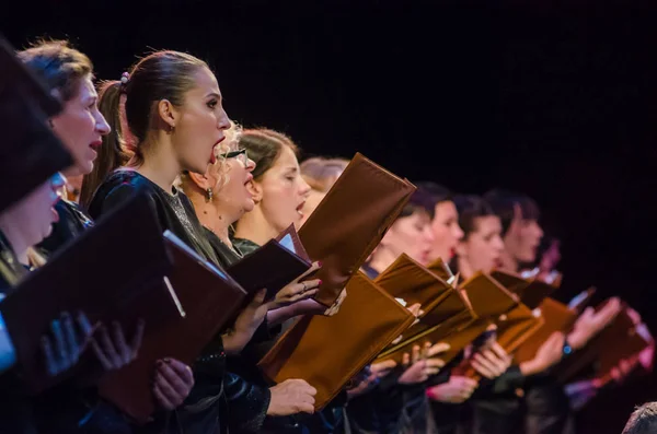 Dnipro, Ukrayna - 24 Kasım 2018: Dnipro Opera ve Bale Tiyatrosu üyeleri tarafından gerçekleştirilen Mozart Requiem.