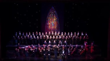 Dnipro, Ukrayna - 24 Kasım 2018: Dnipro Opera ve Bale Tiyatrosu üyeleri tarafından gerçekleştirilen Mozart Requiem.