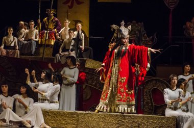 Dnipro, Ukrayna - 22 Aralık 2018: Klasik Giacomo Puccini Dnipro Opera ve Bale Tiyatrosu üyeleri tarafından gerçekleştirilen Turandot Operası.