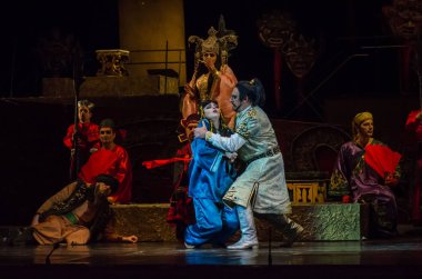 Dnipro, Ukrayna - 22 Aralık 2018: Klasik Giacomo Puccini Dnipro Opera ve Bale Tiyatrosu üyeleri tarafından gerçekleştirilen Turandot Operası.