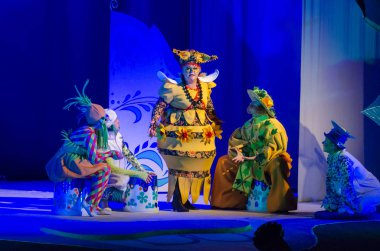 Dnipro, Ukrayna - 26 Aralık 2018: Barvinok Dnipro devlet Drama ve komedi tiyatro üyeleri tarafından gerçekleştirilen bizim kahraman olan.