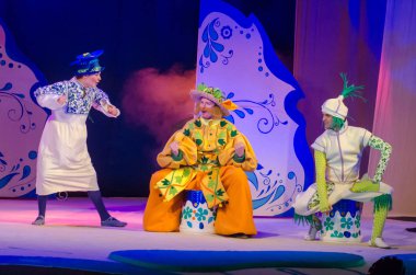 Dnipro, Ukrayna - 26 Aralık 2018: Barvinok Dnipro devlet Drama ve komedi tiyatro üyeleri tarafından gerçekleştirilen bizim kahraman olan.