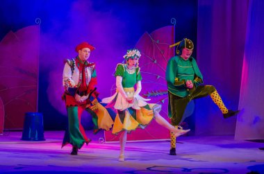 Dnipro, Ukrayna - 26 Aralık 2018: Barvinok Dnipro devlet Drama ve komedi tiyatro üyeleri tarafından gerçekleştirilen bizim kahraman olan.