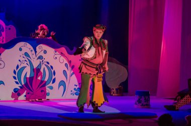 Dnipro, Ukrayna - 26 Aralık 2018: Barvinok Dnipro devlet Drama ve komedi tiyatro üyeleri tarafından gerçekleştirilen bizim kahraman olan.