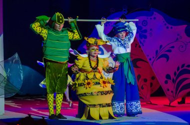 Dnipro, Ukrayna - 26 Aralık 2018: Barvinok Dnipro devlet Drama ve komedi tiyatro üyeleri tarafından gerçekleştirilen bizim kahraman olan.