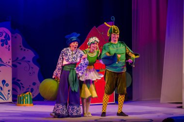 Dnipro, Ukrayna - 26 Aralık 2018: Barvinok Dnipro devlet Drama ve komedi tiyatro üyeleri tarafından gerçekleştirilen bizim kahraman olan.