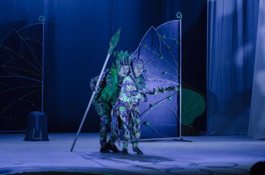 Dnipro, Ukrayna - 26 Aralık 2018: Barvinok Dnipro devlet Drama ve komedi tiyatro üyeleri tarafından gerçekleştirilen bizim kahraman olan.