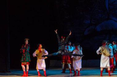 Dnipro, Ukrayna - 6 Ocak 2018: Noel bale Dnipro Opera ve Bale Tiyatrosu üyeleri tarafından gerçekleştirilen önceki gece 