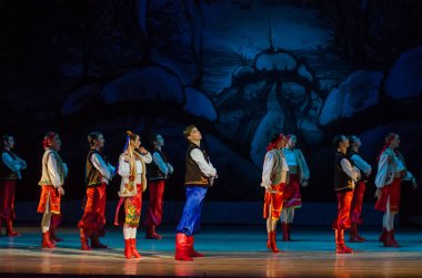 Dnipro, Ukrayna - 6 Ocak 2018: Noel bale Dnipro Opera ve Bale Tiyatrosu üyeleri tarafından gerçekleştirilen önceki gece 