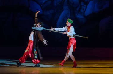 Dnipro, Ukrayna - 6 Ocak 2018: Noel bale Dnipro Opera ve Bale Tiyatrosu üyeleri tarafından gerçekleştirilen önceki gece 