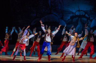 Dnipro, Ukrayna - 6 Ocak 2018: Noel bale Dnipro Opera ve Bale Tiyatrosu üyeleri tarafından gerçekleştirilen önceki gece 