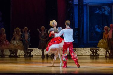 Dnipro, Ukrayna - 6 Ocak 2018: Noel bale Dnipro Opera ve Bale Tiyatrosu üyeleri tarafından gerçekleştirilen önceki gece 