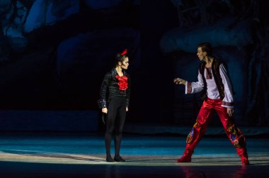 Dnipro, Ukrayna - 6 Ocak 2018: Noel bale Dnipro Opera ve Bale Tiyatrosu üyeleri tarafından gerçekleştirilen önceki gece 