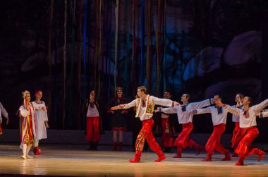 Dnipro, Ukrayna - 6 Ocak 2018: Noel bale Dnipro Opera ve Bale Tiyatrosu üyeleri tarafından gerçekleştirilen önceki gece 