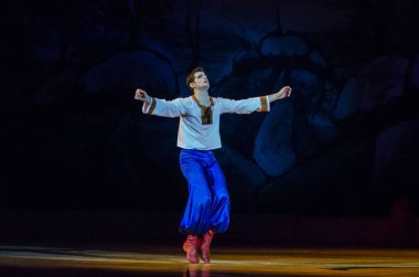 Dnipro, Ukrayna - 7 Ocak 2018: Noel bale Dnipro Opera ve Bale Tiyatrosu üyeleri tarafından gerçekleştirilen önceki gece 