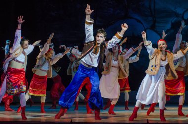 Dnipro, Ukrayna - 7 Ocak 2018: Noel bale Dnipro Opera ve Bale Tiyatrosu üyeleri tarafından gerçekleştirilen önceki gece 