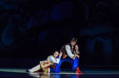 Dnipro, Ukrayna - 7 Ocak 2018: Noel bale Dnipro Opera ve Bale Tiyatrosu üyeleri tarafından gerçekleştirilen önceki gece 