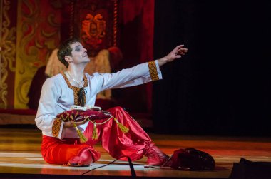 Dnipro, Ukrayna - 7 Ocak 2018: Noel bale Dnipro Opera ve Bale Tiyatrosu üyeleri tarafından gerçekleştirilen önceki gece 