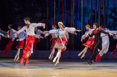 Dnipro, Ukrayna - 7 Ocak 2018: Noel bale Dnipro Opera ve Bale Tiyatrosu üyeleri tarafından gerçekleştirilen önceki gece 