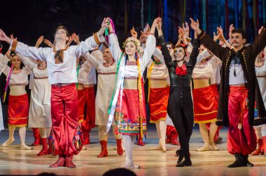 Dnipro, Ukrayna - 7 Ocak 2018: Noel bale Dnipro Opera ve Bale Tiyatrosu üyeleri tarafından gerçekleştirilen önceki gece 