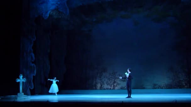 乌克兰第聂伯罗 2018年11月3日 阿道夫 亚当的古典芭蕾由第聂伯罗歌剧院和芭蕾剧院的成员表演 — 图库视频影像