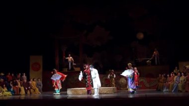 Dnipro, Ukrayna 22 Aralık 2018: Klasik Giacomo Puccini Dnipro Opera ve Bale Tiyatrosu üyeleri tarafından gerçekleştirilen Turandot Operası.