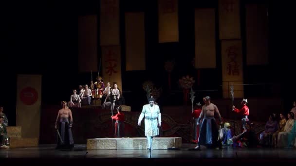 乌克兰第聂伯罗 由第聂伯罗歌剧院和芭蕾舞剧院成员演唱的贾科莫 普契尼 图兰多的古典歌剧 — 图库视频影像