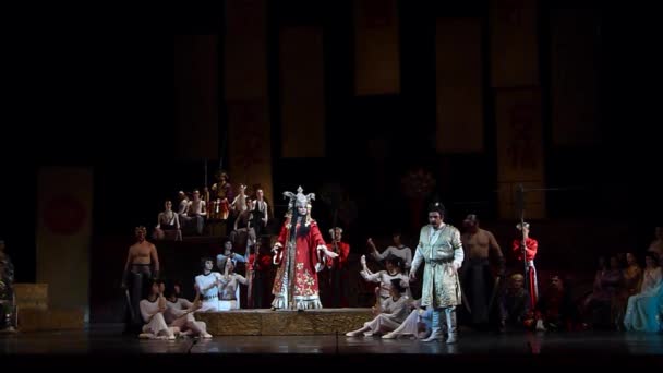 자코모 푸치니 투란도트 Dnipro 오페라와 극장의 구성원에 수행에 Dnipro 우크라이나 — 비디오