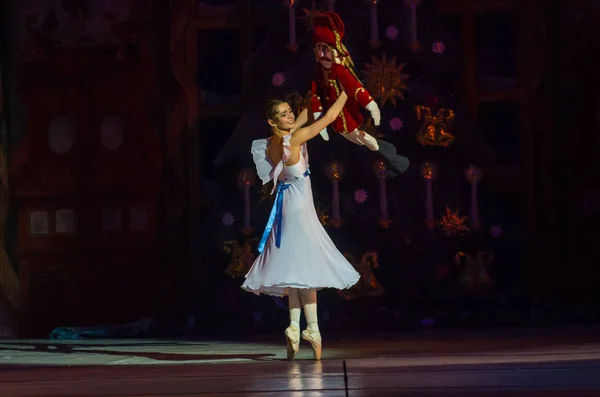 乌克兰第聂伯罗 2019年2月15日 第聂伯罗歌剧院和芭蕾舞剧院成员表演的胡说八道者芭蕾 — 图库照片