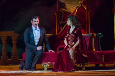Dnipro, Ukrayna - 23 Şubat 2019: Giuseppe Verdi Dnipro Opera ve bale Tiyatrosu üyeleri tarafından gerçekleştirilen Traviata tarafından klasik Opera.